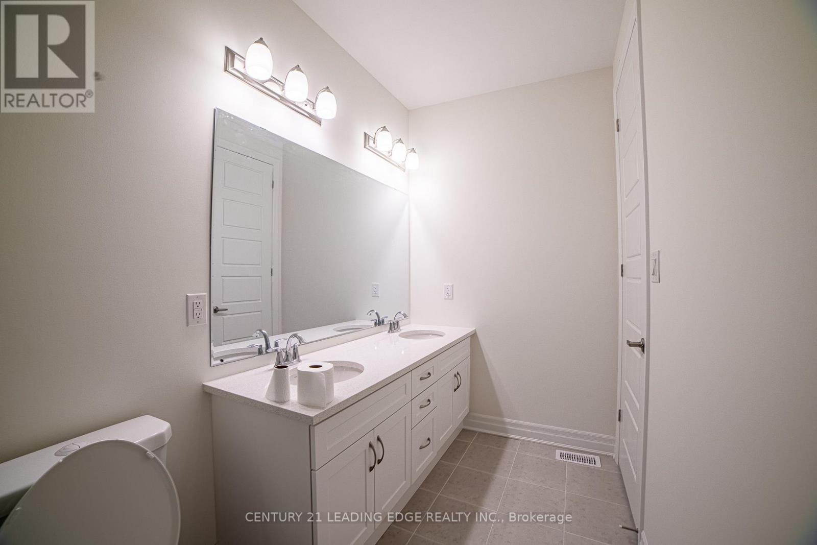 1 George Roman Avenue, Markham, Ontario  L6C 3L9 - Photo 25 - N12973006