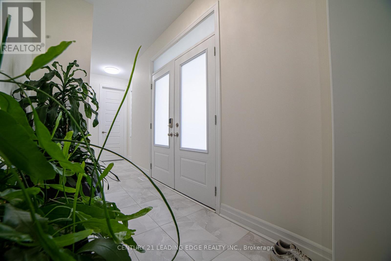 1 George Roman Avenue, Markham, Ontario  L6C 3L9 - Photo 6 - N12973006