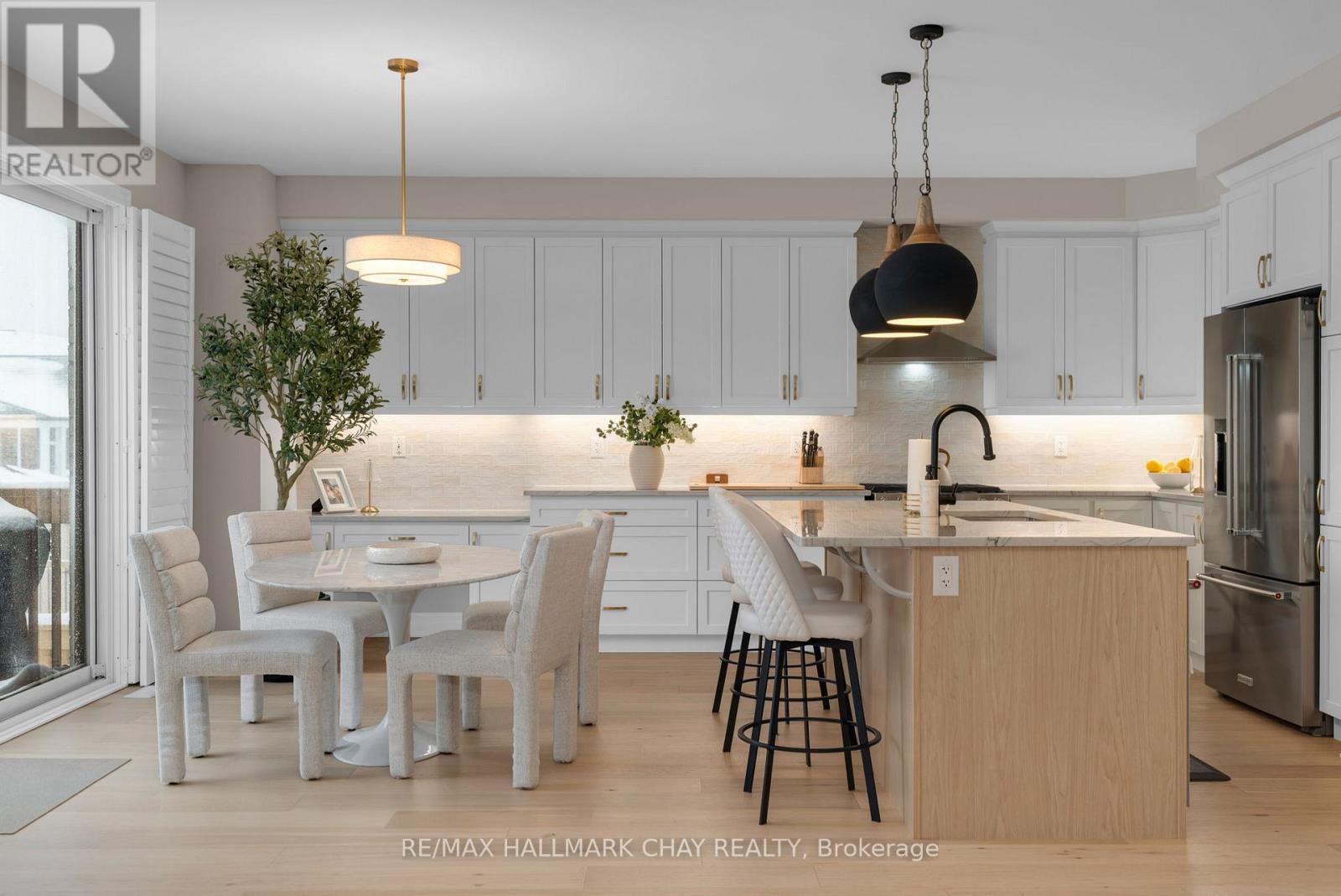 721 Mika Street, Innisfil, Ontario  L9S 0R8 - Photo 7 - N12973040