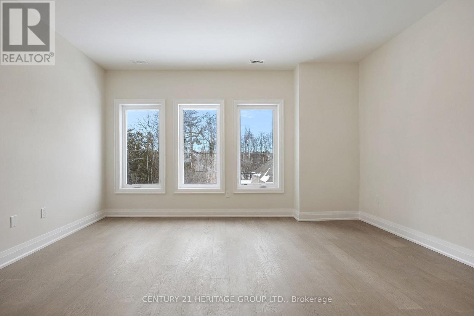 159 Snively Street, Richmond Hill, Ontario  L4E 3E9 - Photo 11 - N12973060