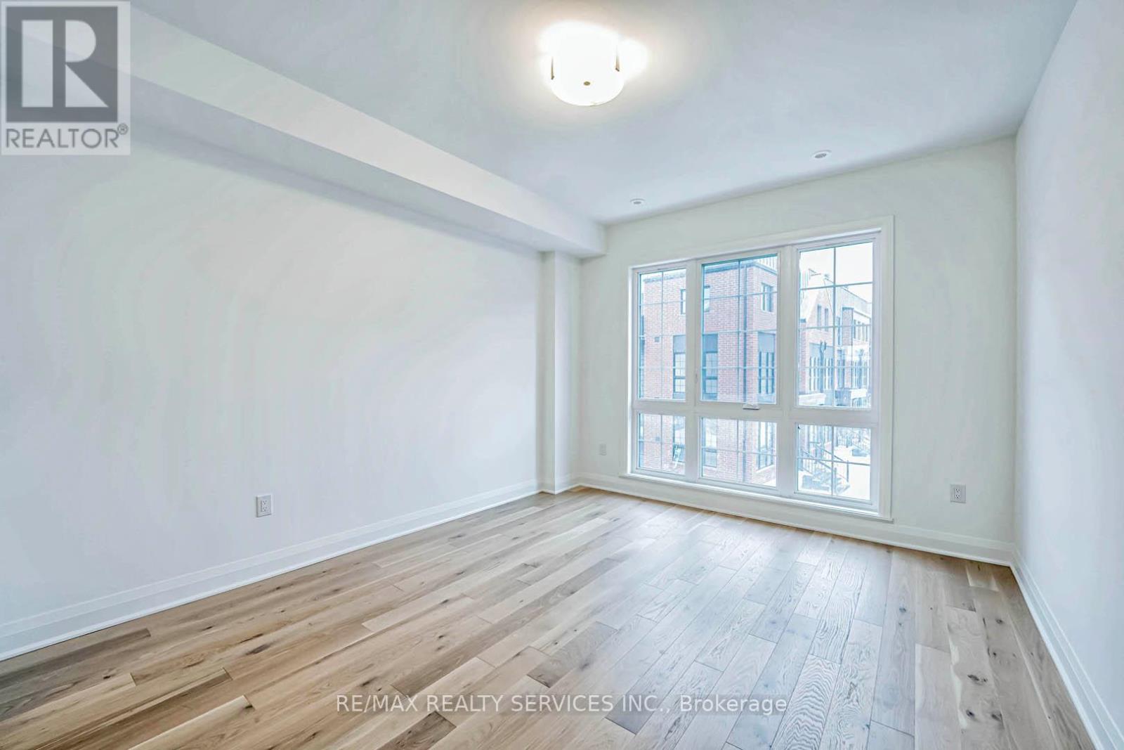 35 Alton Crescent, Vaughan, Ontario  L6S 3E7 - Photo 22 - N12973068