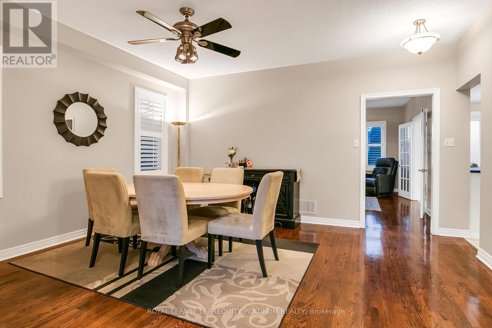 68 Grandlea Crescent, Markham, Ontario  L3S 4A3 - Photo 5 - N12973094