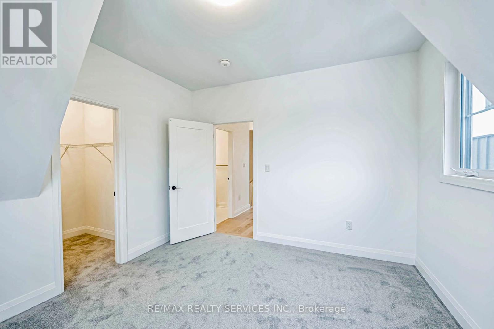 35 Alton Crescent, Vaughan, Ontario  L6S 3E7 - Photo 29 - N12973122