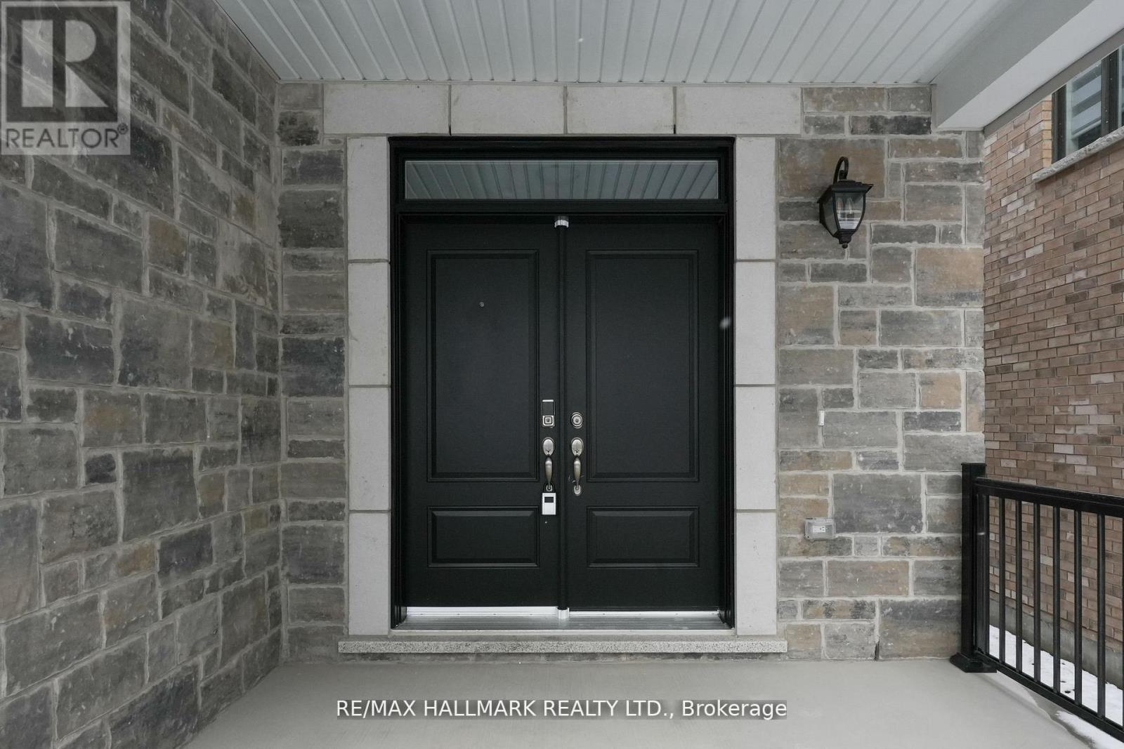 618 Newlove Street, Innisfil, Ontario  L9S 0S2 - Photo 8 - N12973132