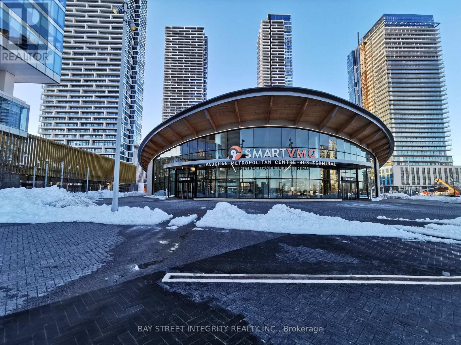 5112 - 898 PORTAGE PARKWAY, Vaughan, Ontario