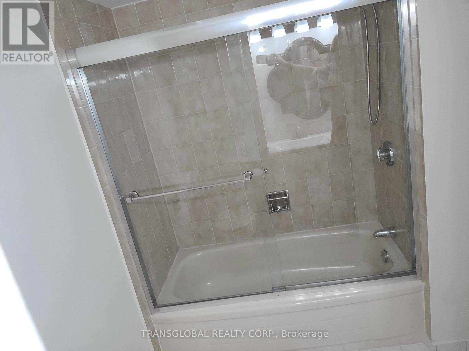 505 - 100 Observatory Lane, Richmond Hill, Ontario  L4C 1T4 - Photo 23 - N12973168