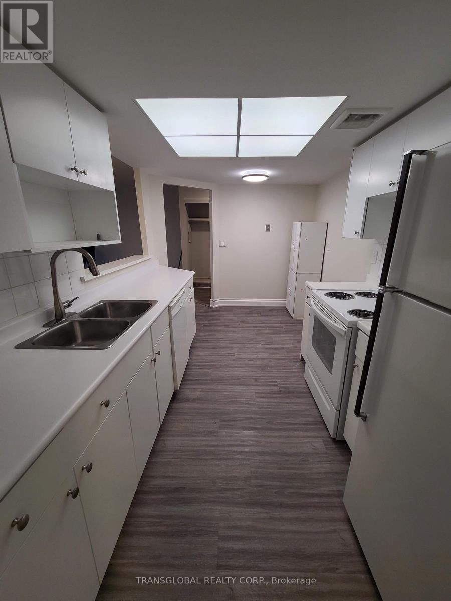 505 - 100 Observatory Lane, Richmond Hill, Ontario  L4C 1T4 - Photo 8 - N12973168