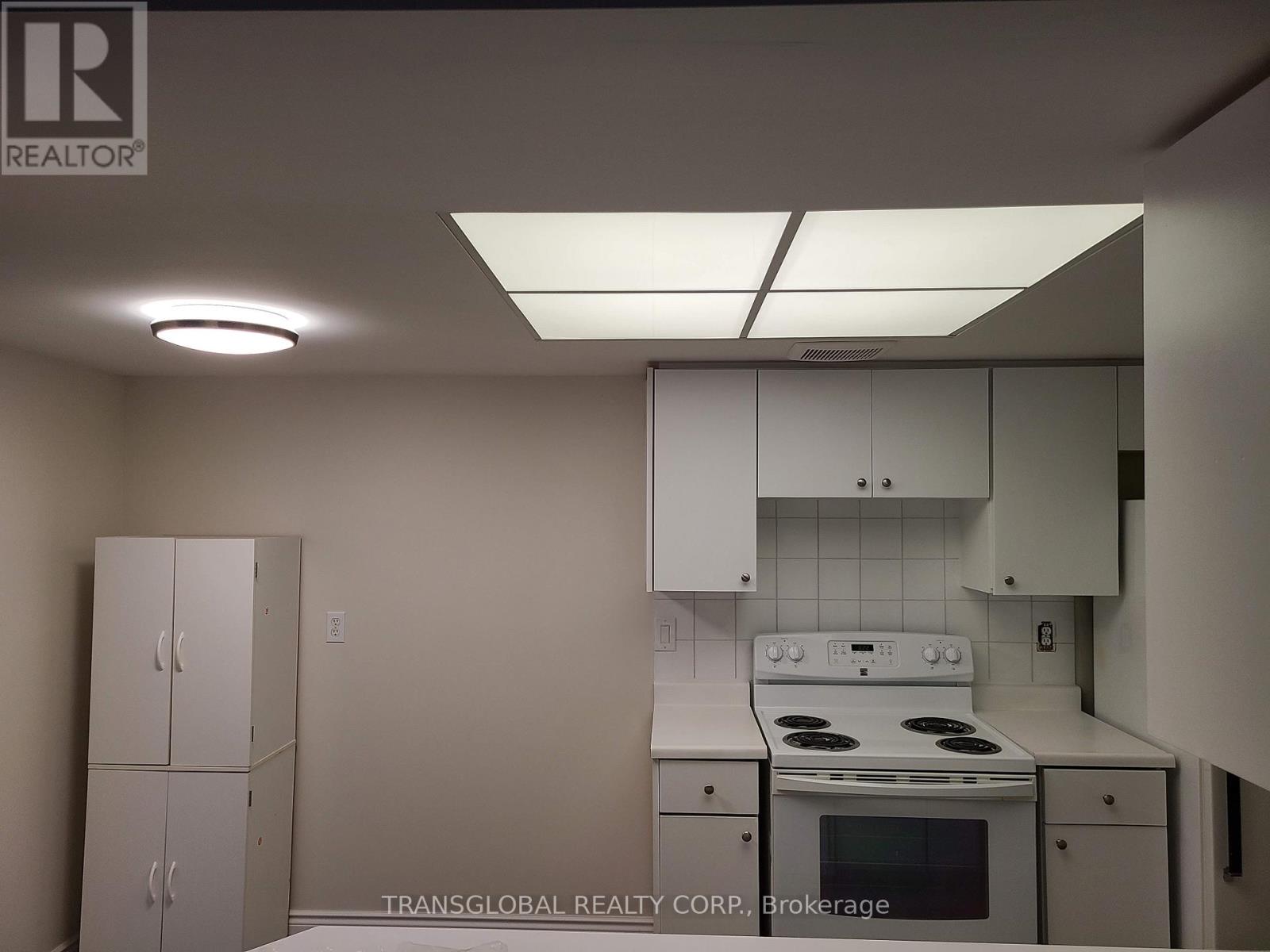 505 - 100 Observatory Lane, Richmond Hill, Ontario  L4C 1T4 - Photo 9 - N12973168