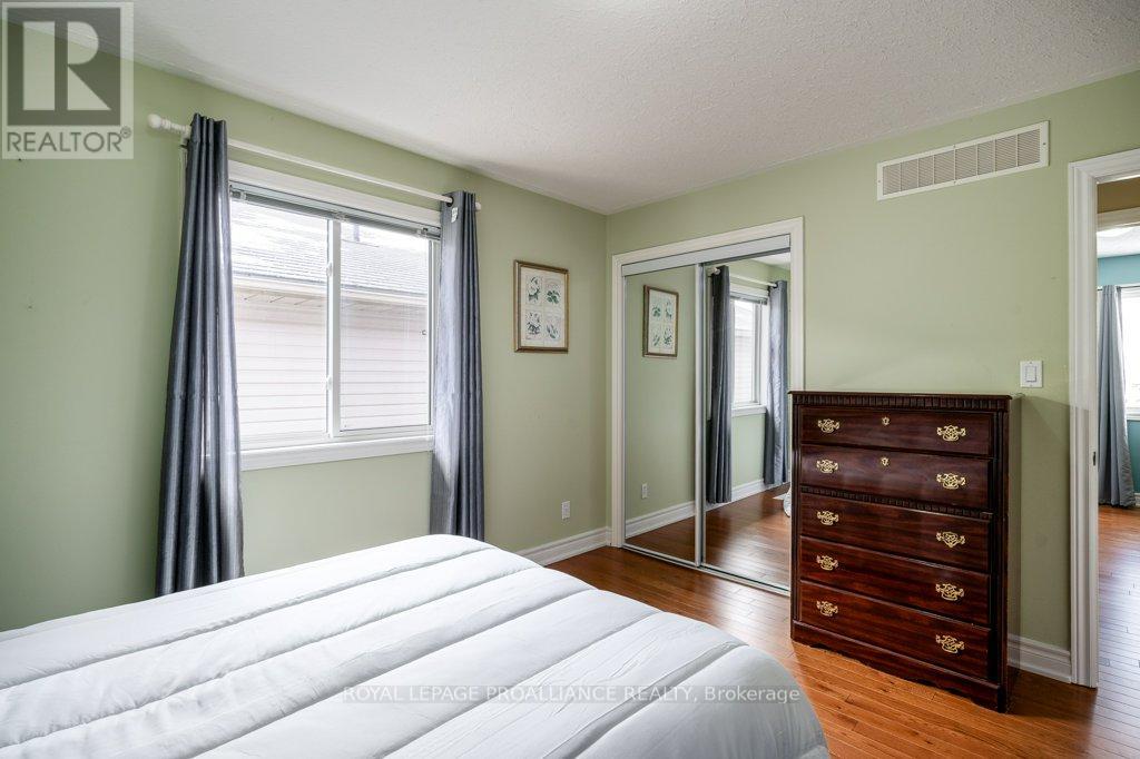 24 Stonegate Crescent, Quinte West, Ontario  K0K 2C0 - Photo 18 - X12970294