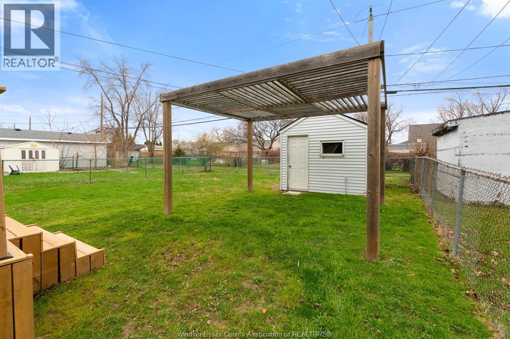 2228 Elsmere Avenue, Windsor, Ontario  N8W 2C6 - Photo 32 - 26007527