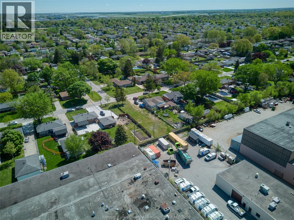 3199 Woodlawn, Windsor, Ontario  N8W 2J1 - Photo 5 - 26007521