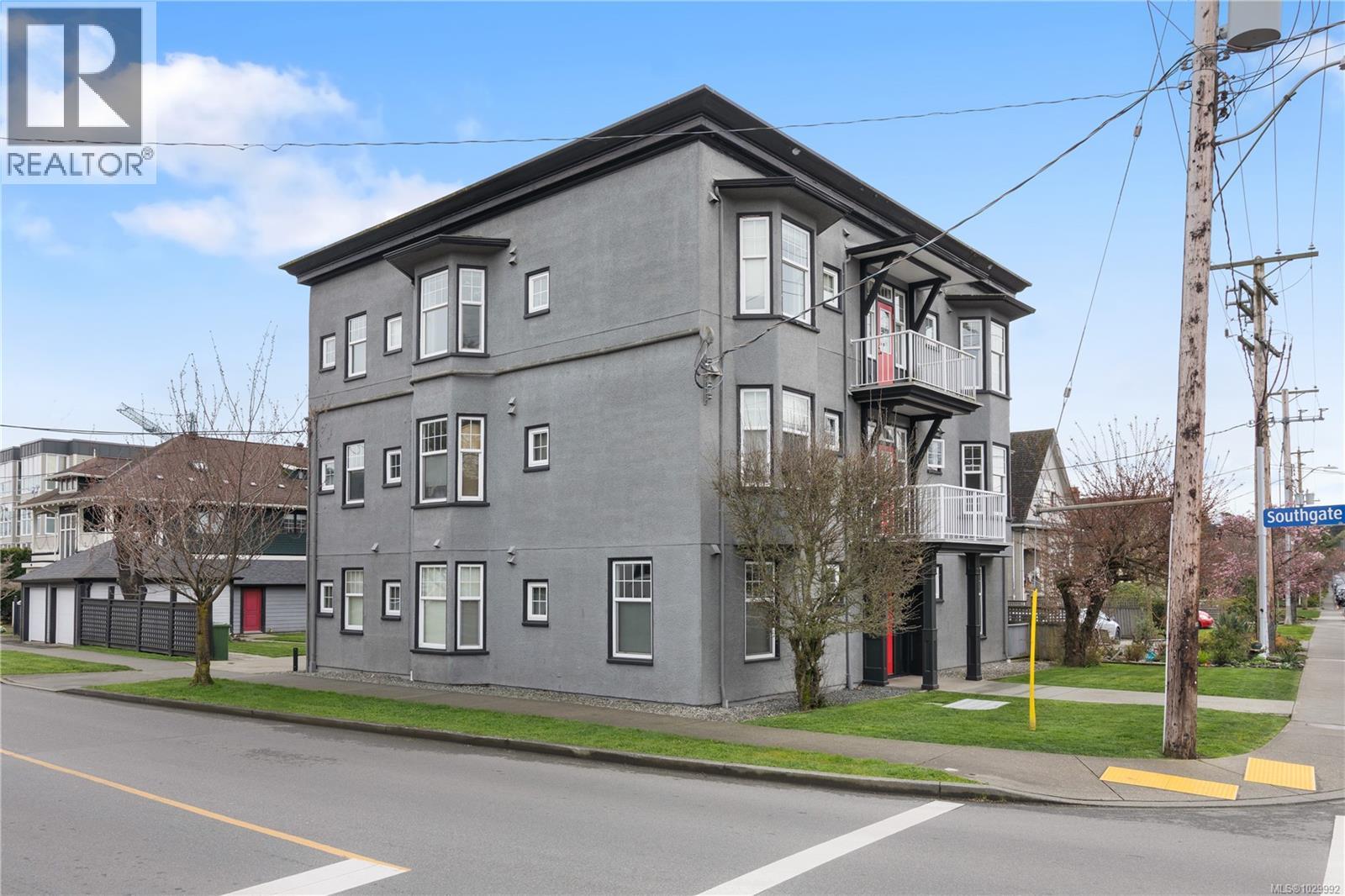 421 Vancouver St, Victoria, British Columbia  V8V 3T4 - Photo 2 - 1029992