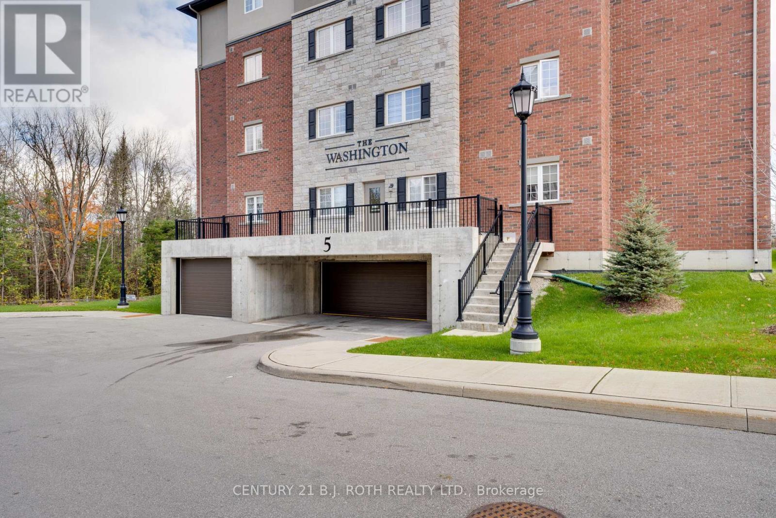 301 - 5 Greenwich Street, Barrie (Ardagh), Ontario  L4N 7Y8 - Photo 21 - S12973032