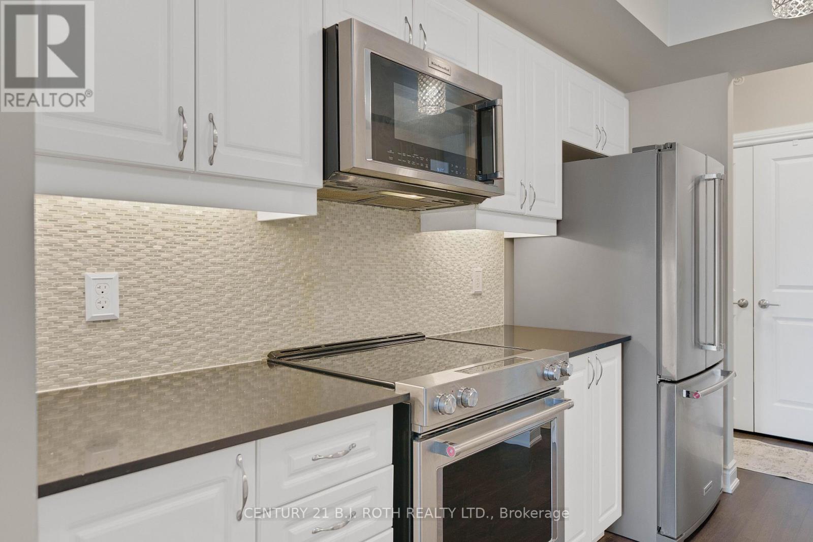 301 - 5 Greenwich Street, Barrie (Ardagh), Ontario L4N 7Y8 - Photo 10 - S12973034