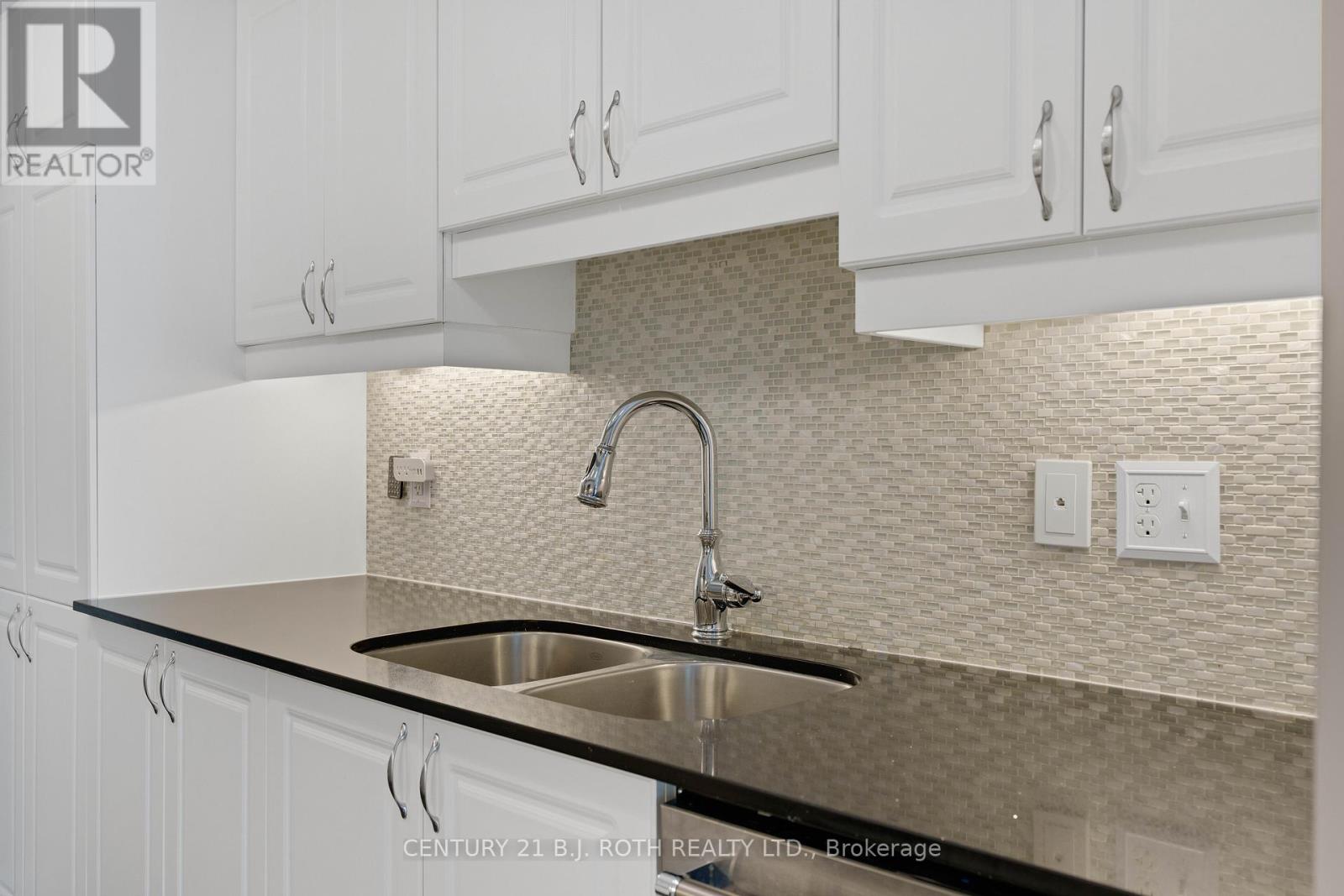 301 - 5 Greenwich Street, Barrie (Ardagh), Ontario L4N 7Y8 - Photo 11 - S12973034