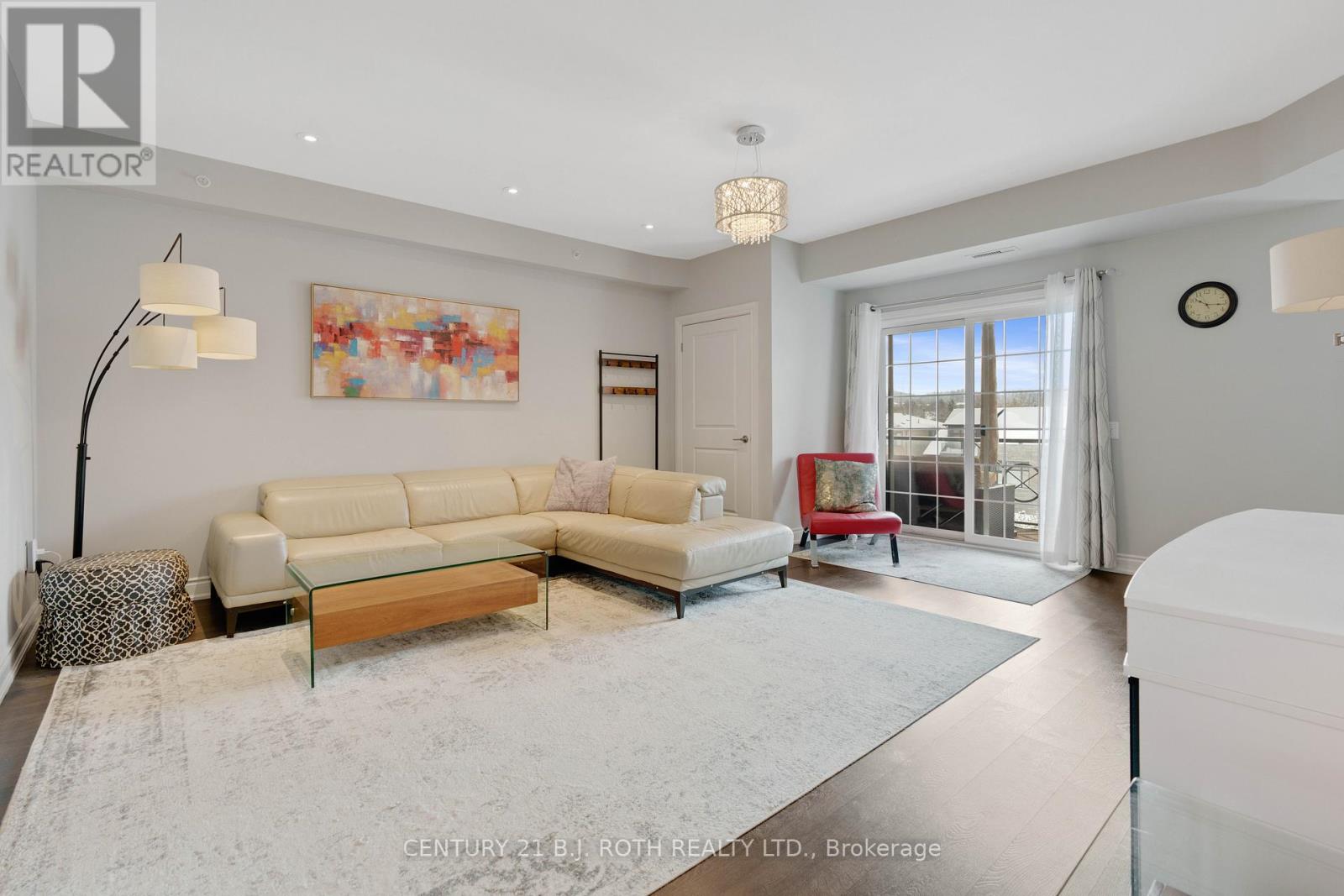 301 - 5 Greenwich Street, Barrie (Ardagh), Ontario L4N 7Y8 - Photo 5 - S12973034