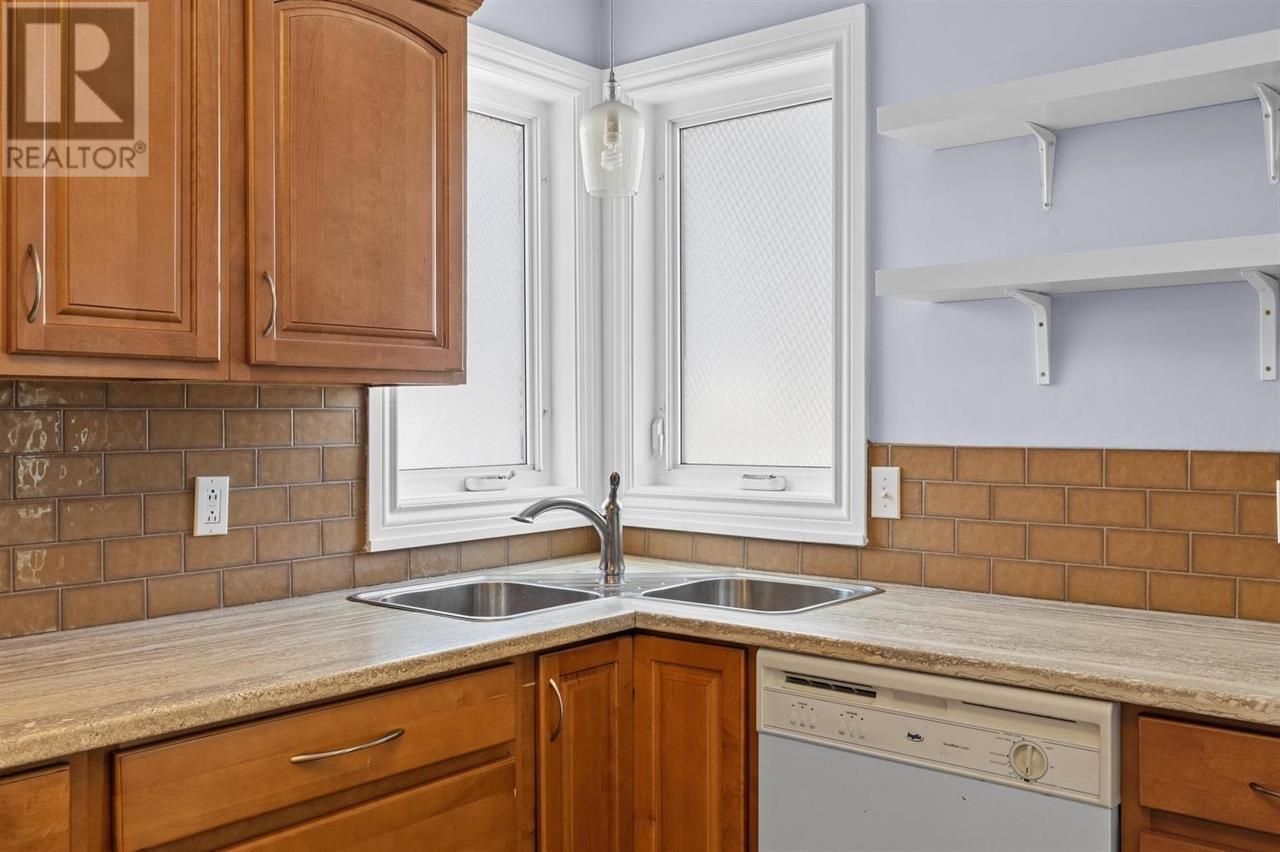 118 Maple Avenue, Charlottetown, Prince Edward Island C1A 6G4 - Photo 8 - 202606693