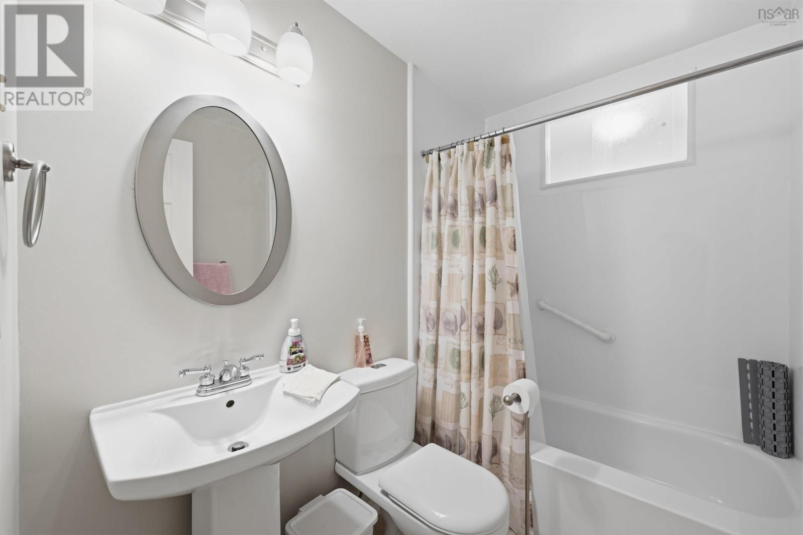 35 Somerset Street, Dartmouth, Nova Scotia  B2Y 4C7 - Photo 25 - 202604935