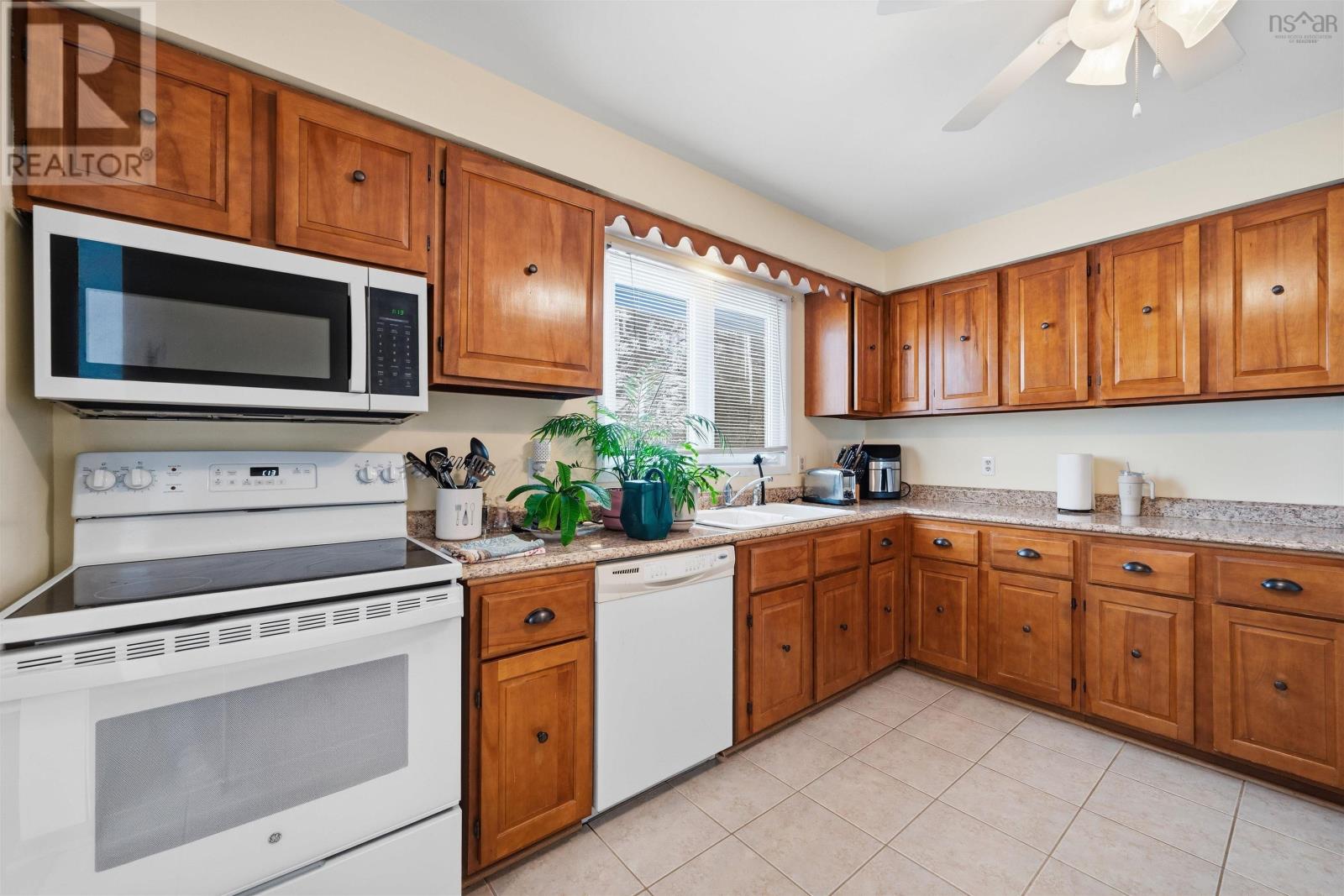 35 Somerset Street, Dartmouth, Nova Scotia  B2Y 4C7 - Photo 12 - 202604935