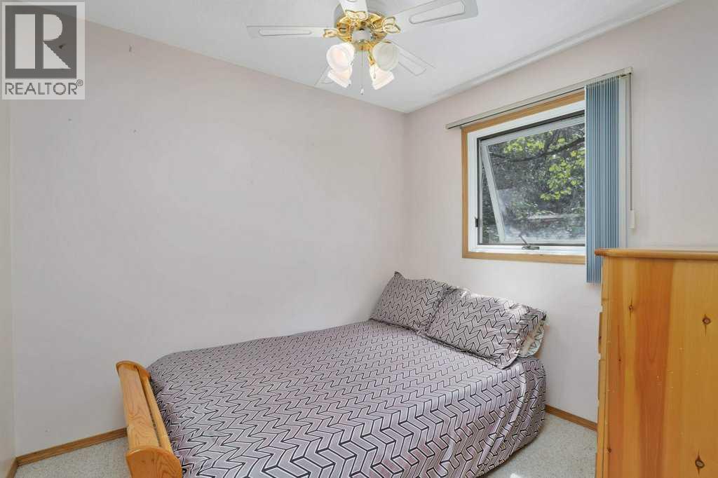 34 Beach Street E, Rochon Sands, Alberta  T0C 3B0 - Photo 14 - A2275388