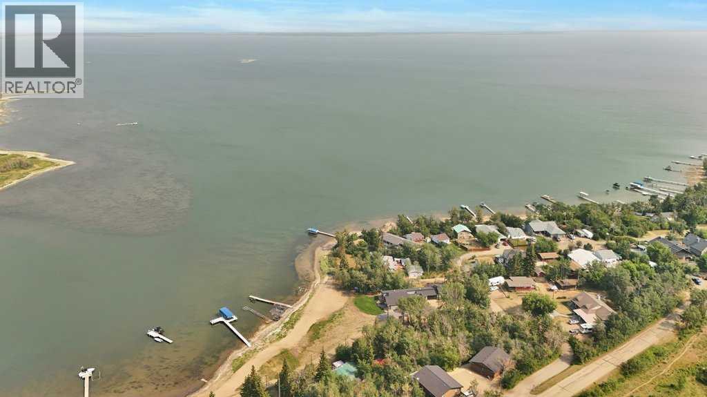 34 Beach Street E, Rochon Sands, Alberta  T0C 3B0 - Photo 30 - A2275388