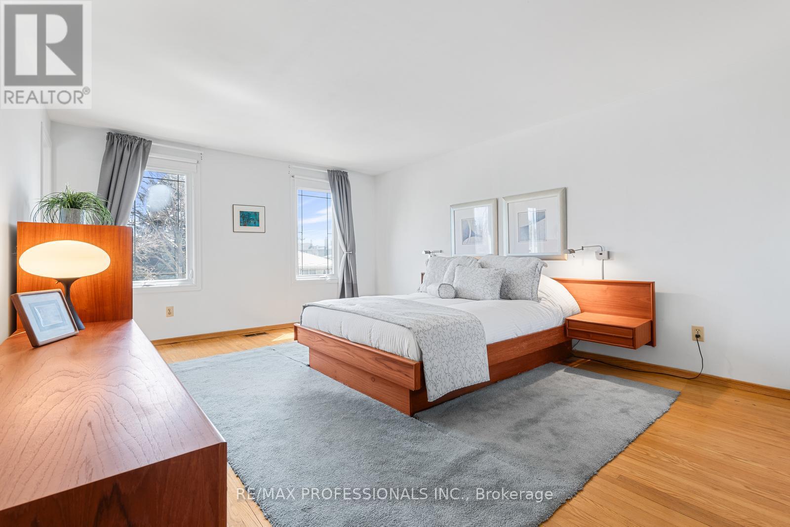 1893 Stonepath Crescent, Mississauga, Ontario  L4X 1Y1 - Photo 26 - W12972938