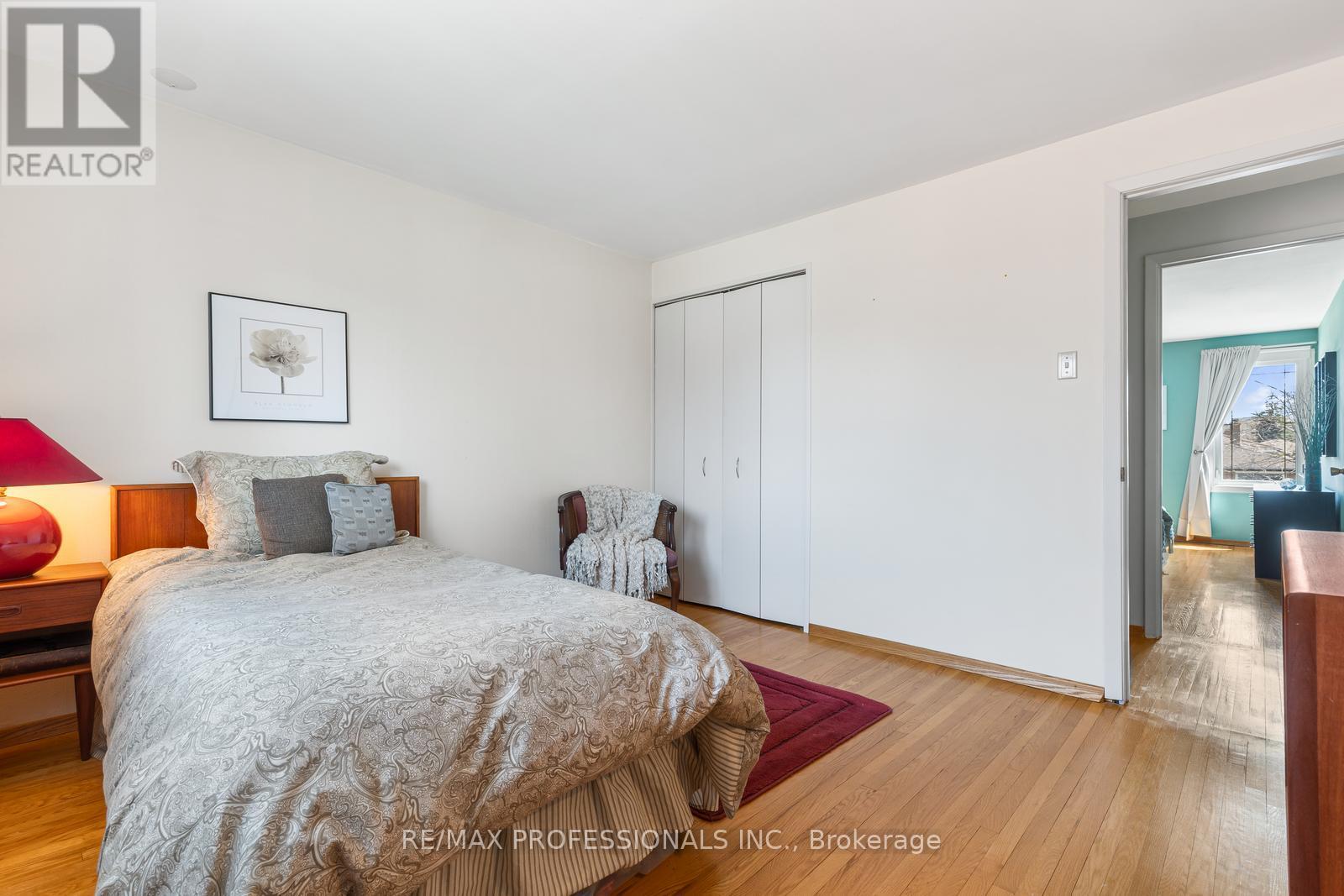 1893 Stonepath Crescent, Mississauga, Ontario  L4X 1Y1 - Photo 39 - W12972938