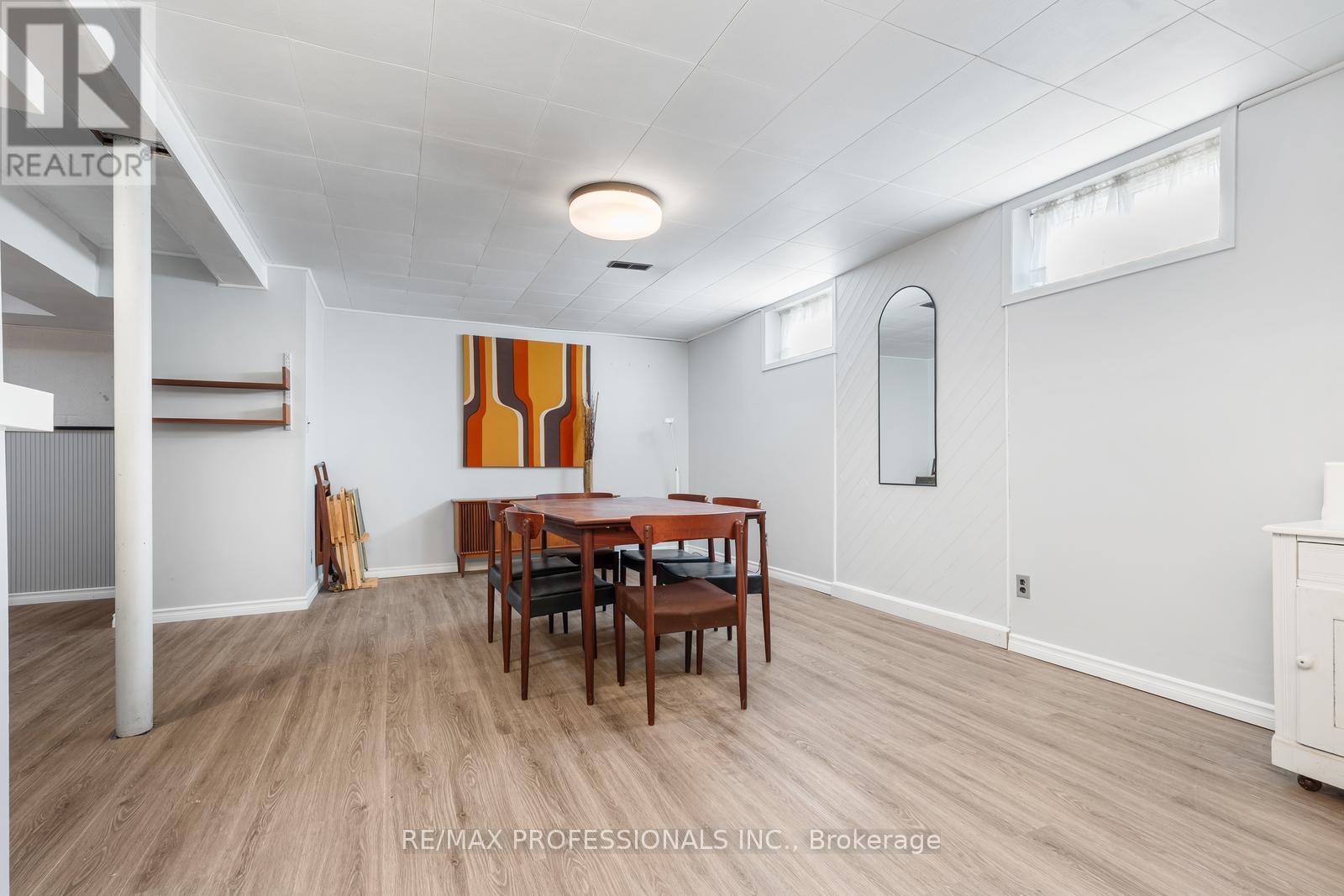 1893 Stonepath Crescent, Mississauga, Ontario  L4X 1Y1 - Photo 41 - W12972938