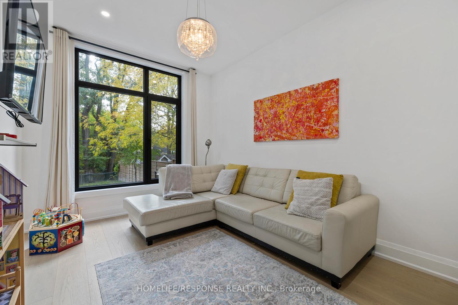 2110 Courtland Crescent, Mississauga, Ontario  L4Y 1V2 - Photo 16 - W12972954