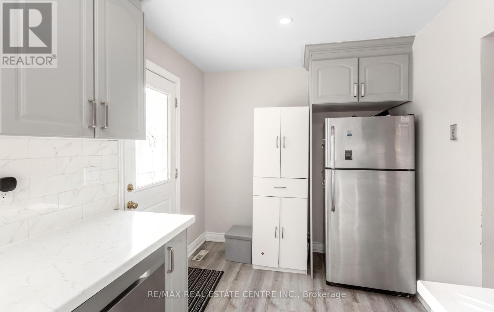 1 Tindale Road, Brampton, Ontario  L6V 2G8 - Photo 14 - W12973114