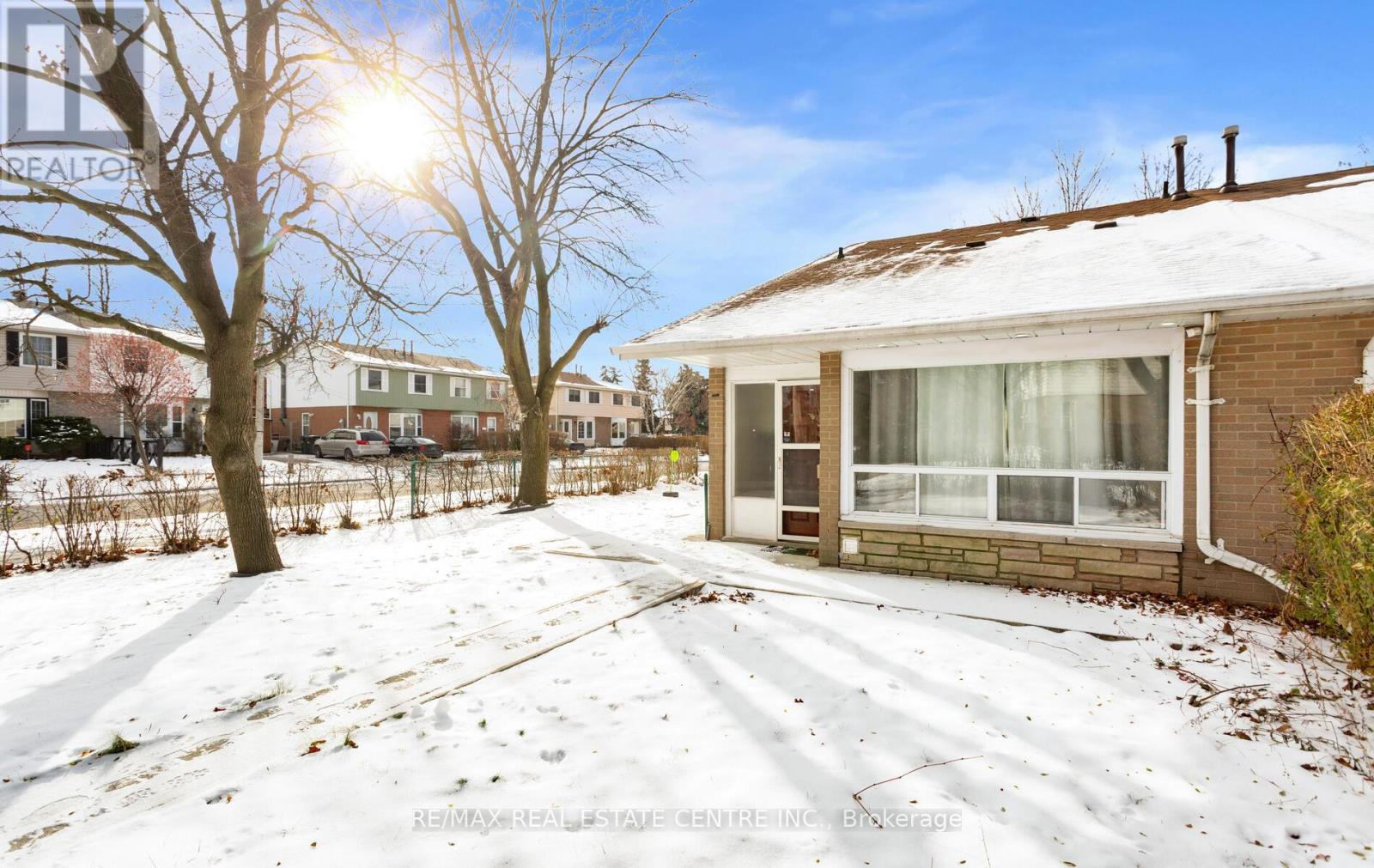 1 Tindale Road, Brampton, Ontario  L6V 2G8 - Photo 2 - W12973114