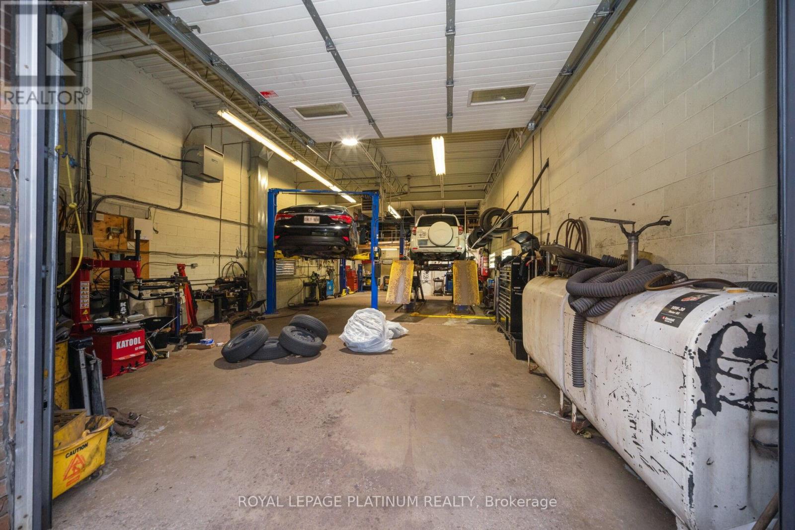 Unit 10 - 85 Rosedale Avenue W, Brampton, Ontario  L6X 4H5 - Photo 33 - W12973118