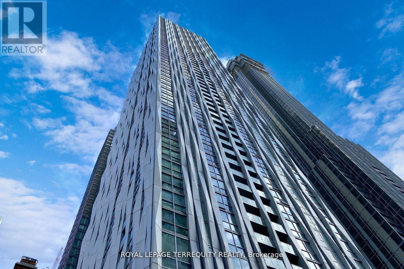 4202 - 1 Yorkville Avenue, Toronto, Ontario  M4W 0B1 - Photo 10 - C12972146