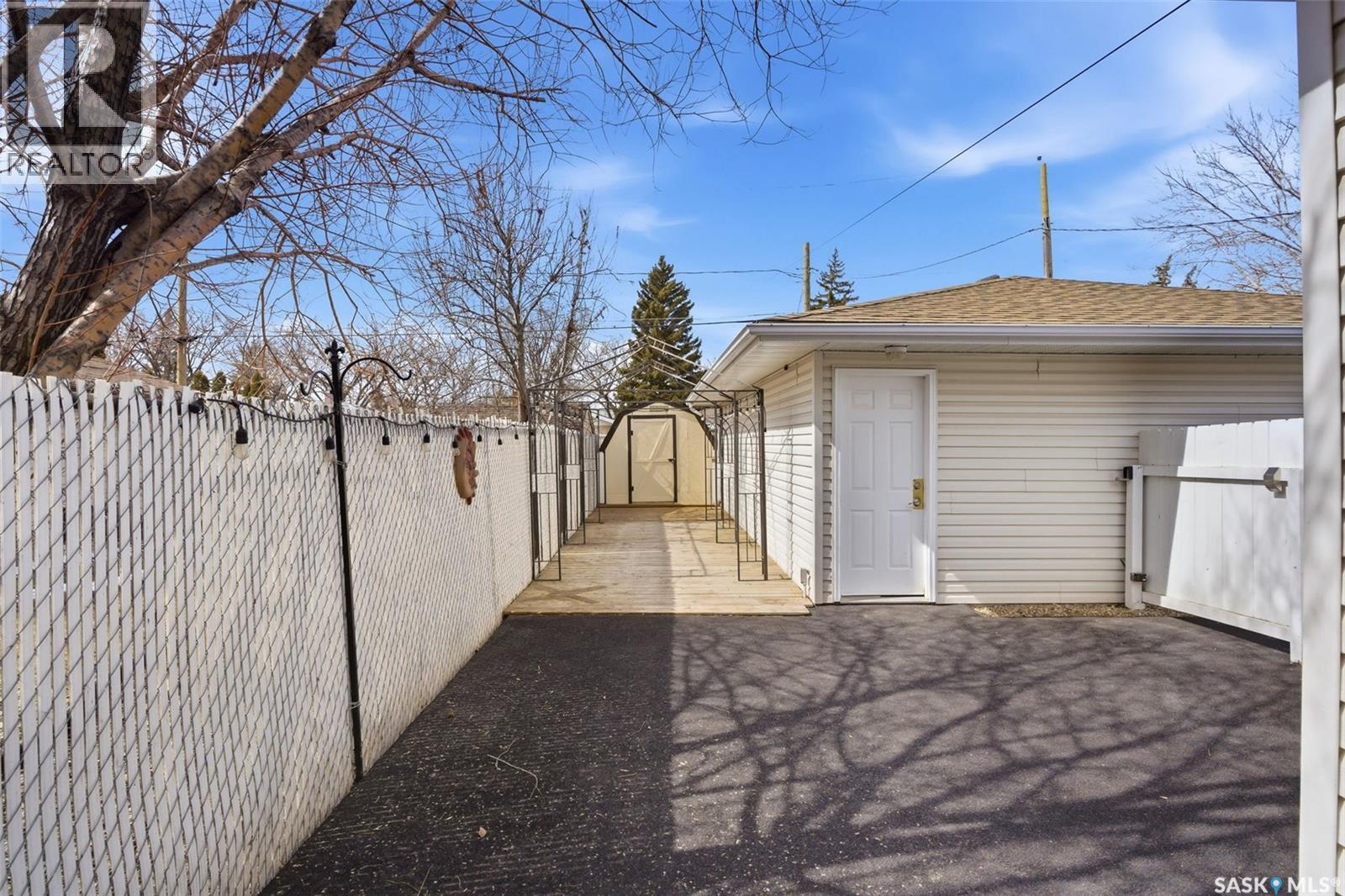 1905 7th Avenue N, Regina, Saskatchewan  S4R 0J4 - Photo 28 - SK032310