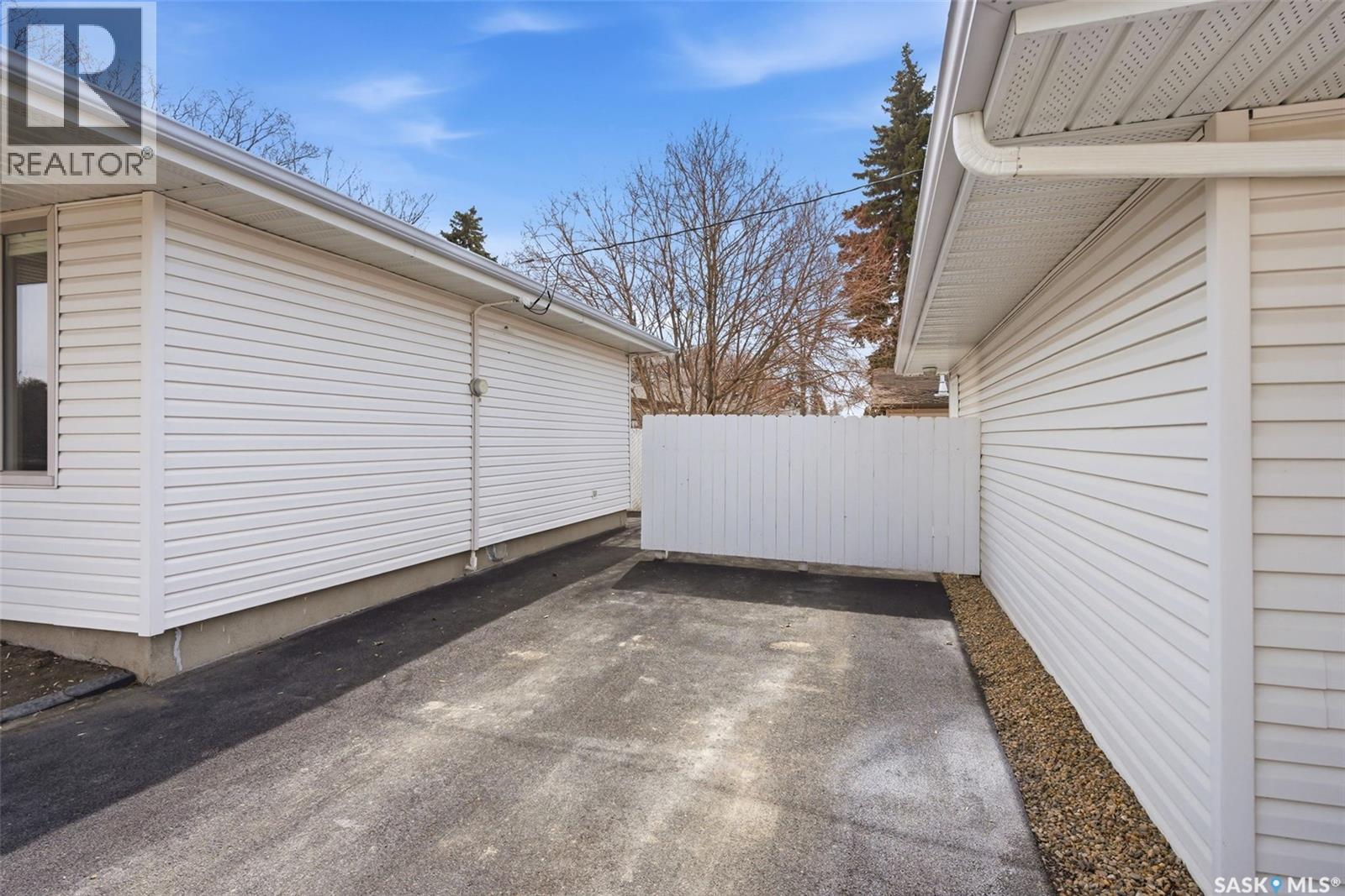 1905 7th Avenue N, Regina, Saskatchewan  S4R 0J4 - Photo 33 - SK032310