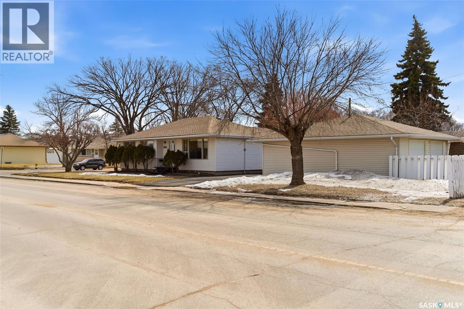 1905 7th Avenue N, Regina, Saskatchewan  S4R 0J4 - Photo 37 - SK032310