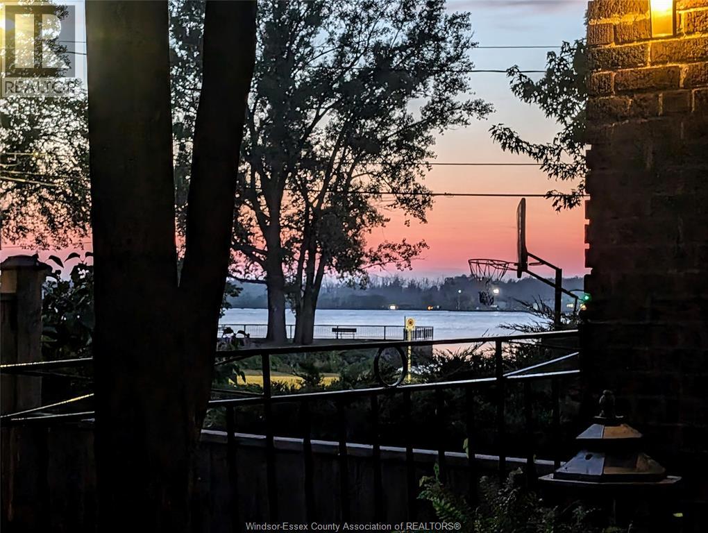 7505 Riverside Drive East, Windsor, Ontario  N8S 1C8 - Photo 12 - 26007494