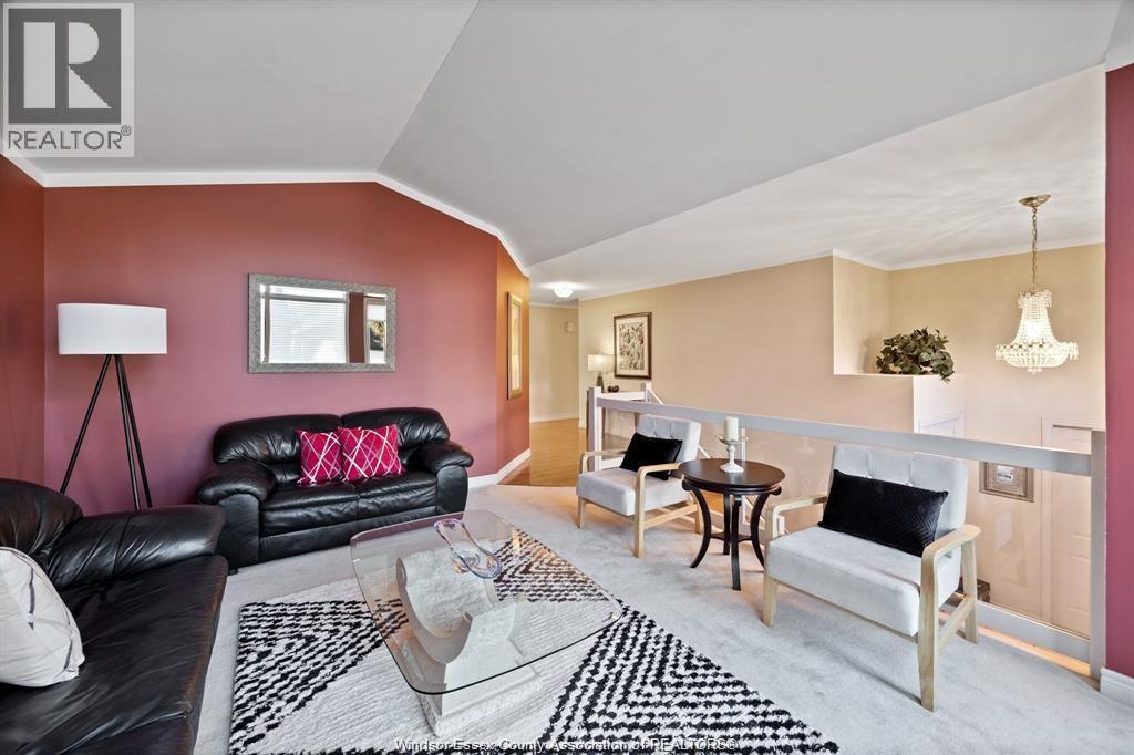 640 Delaware, Lasalle, Ontario  N9J 3J8 - Photo 5 - 26007532