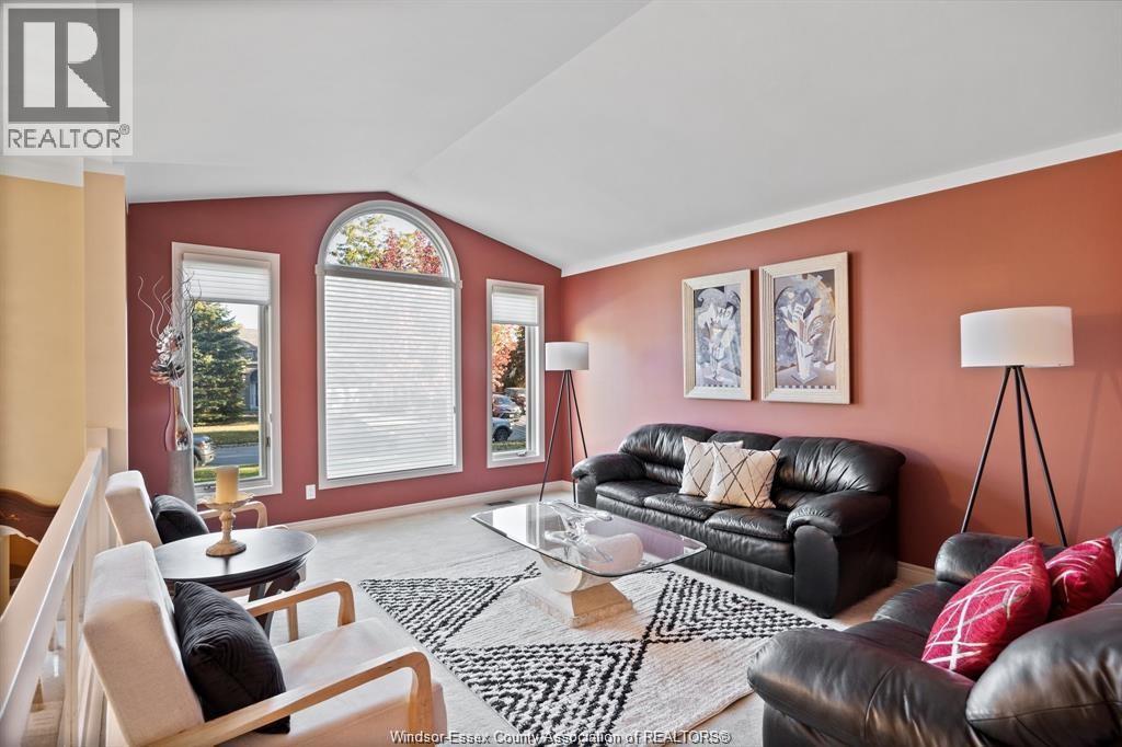 640 Delaware, Lasalle, Ontario  N9J 3J8 - Photo 4 - 26007532