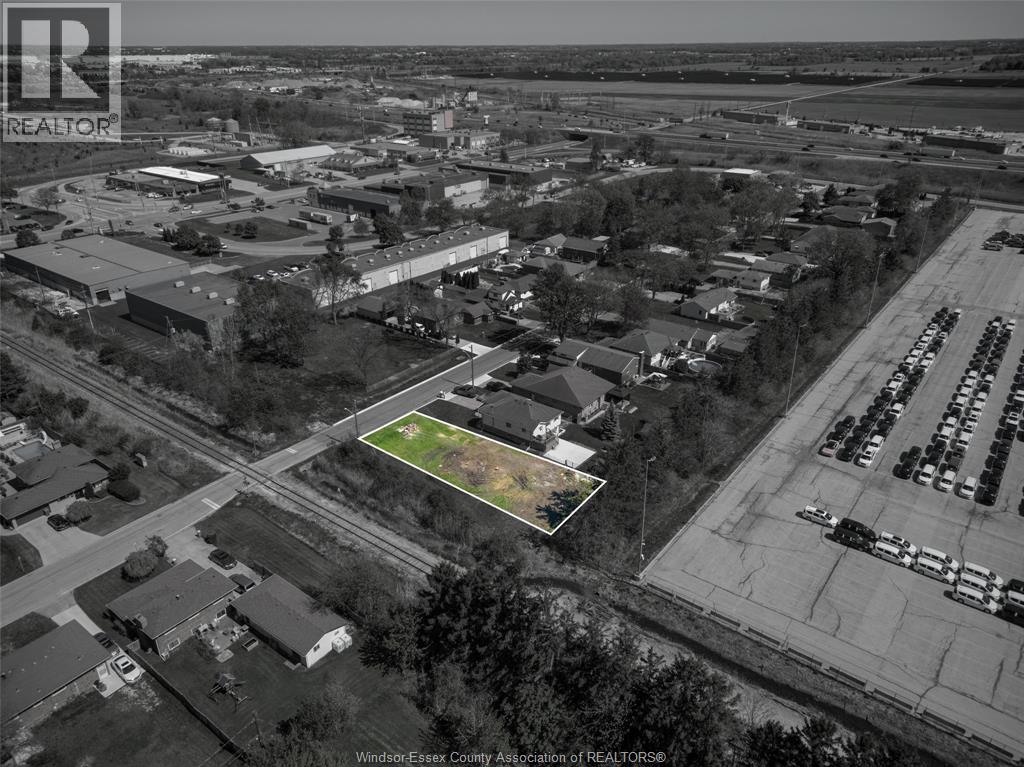 3201 Clemenceau, Windsor, Ontario  N8T 2R8 - Photo 2 - 26007533