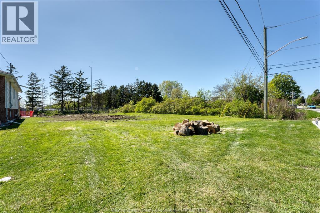 3201 Clemenceau, Windsor, Ontario  N8T 2R8 - Photo 9 - 26007533