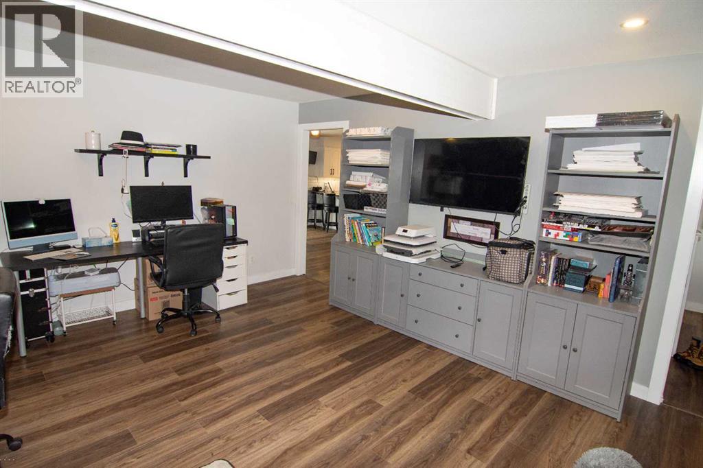 33233 Range Road 284, Rural Mountain View County, Alberta  T4H 1P2 - Photo 25 - A2299245