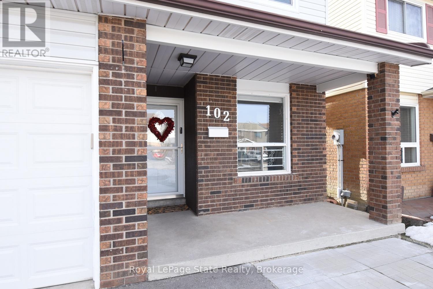 102 Elderwood Place, Brampton, Ontario  L6V 3N3 - Photo 2 - W12870980