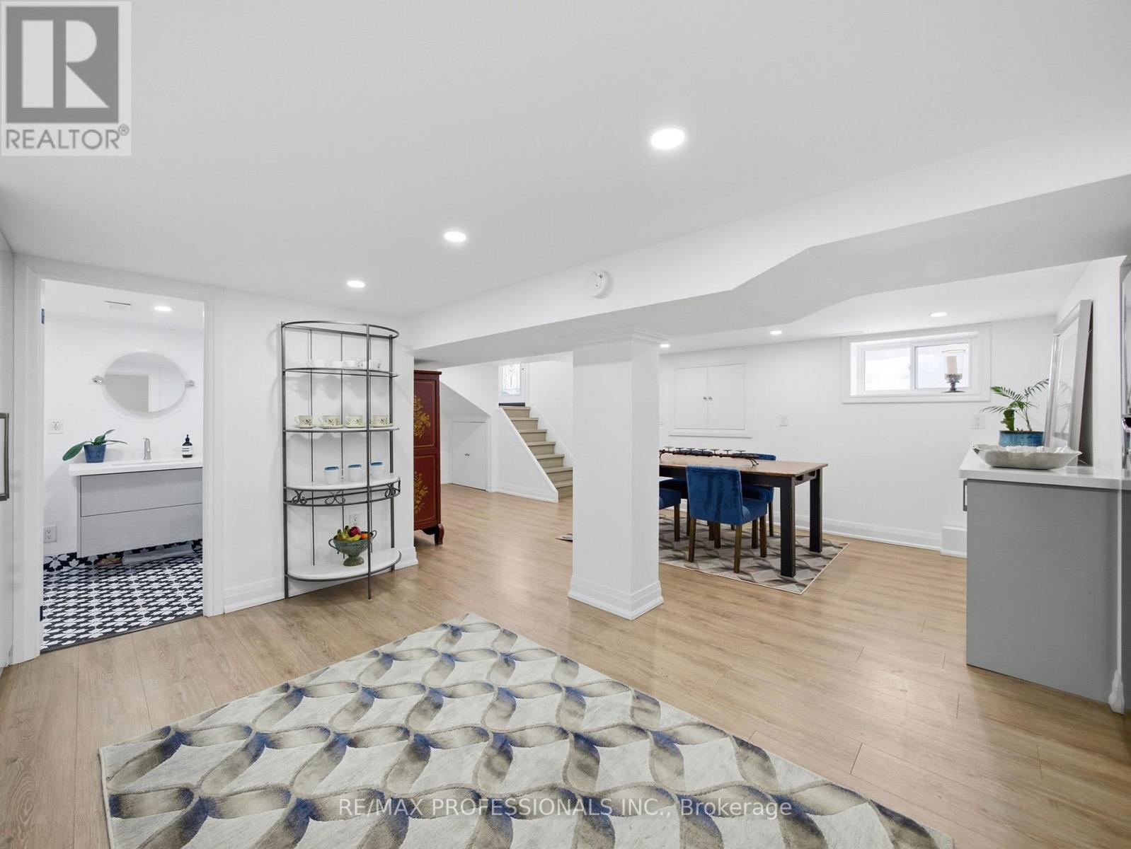 168 The Kingsway, Toronto, Ontario  M8X 2V6 - Photo 25 - W12972850