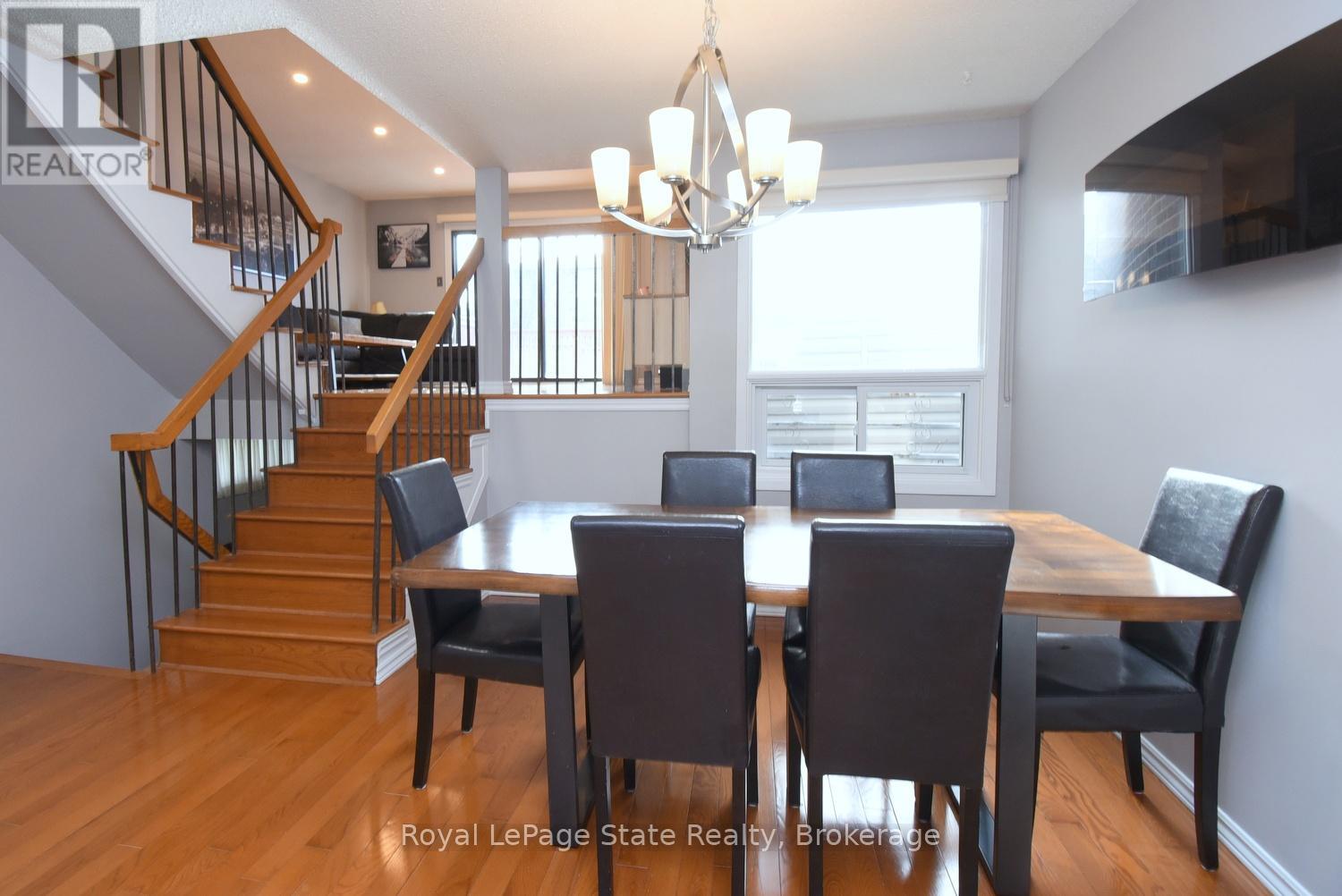 102 Elderwood Place, Brampton, Ontario  L6V 3N3 - Photo 8 - W12870980