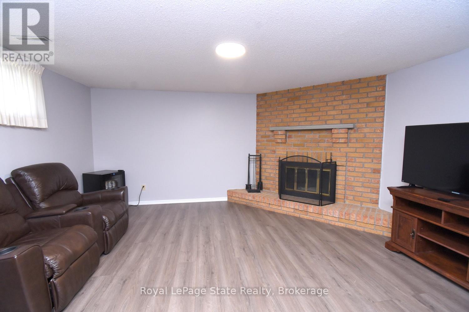 102 Elderwood Place, Brampton, Ontario  L6V 3N3 - Photo 28 - W12870980
