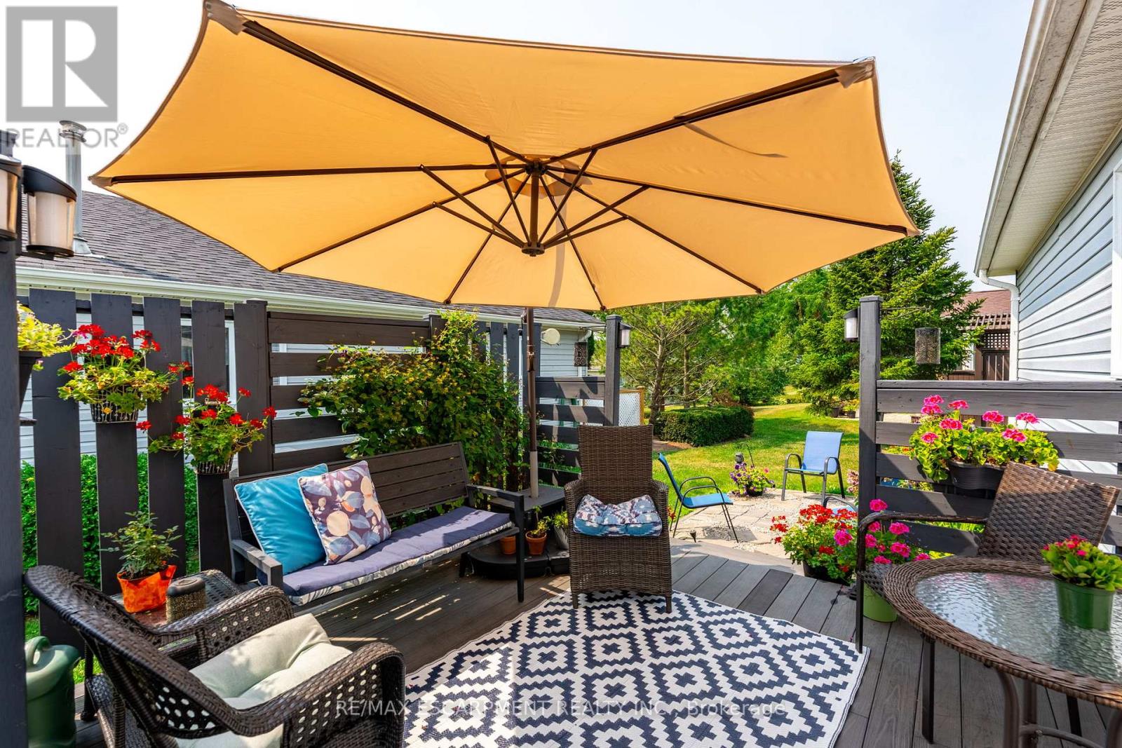 136 Glenariff Drive, Hamilton, Ontario  L8B 1A5 - Photo 30 - X12972978