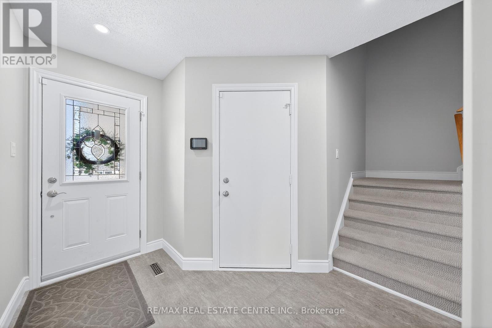 20 - 375 Kingscourt Drive, Waterloo, Ontario  N2K 3N7 - Photo 2 - X12973016