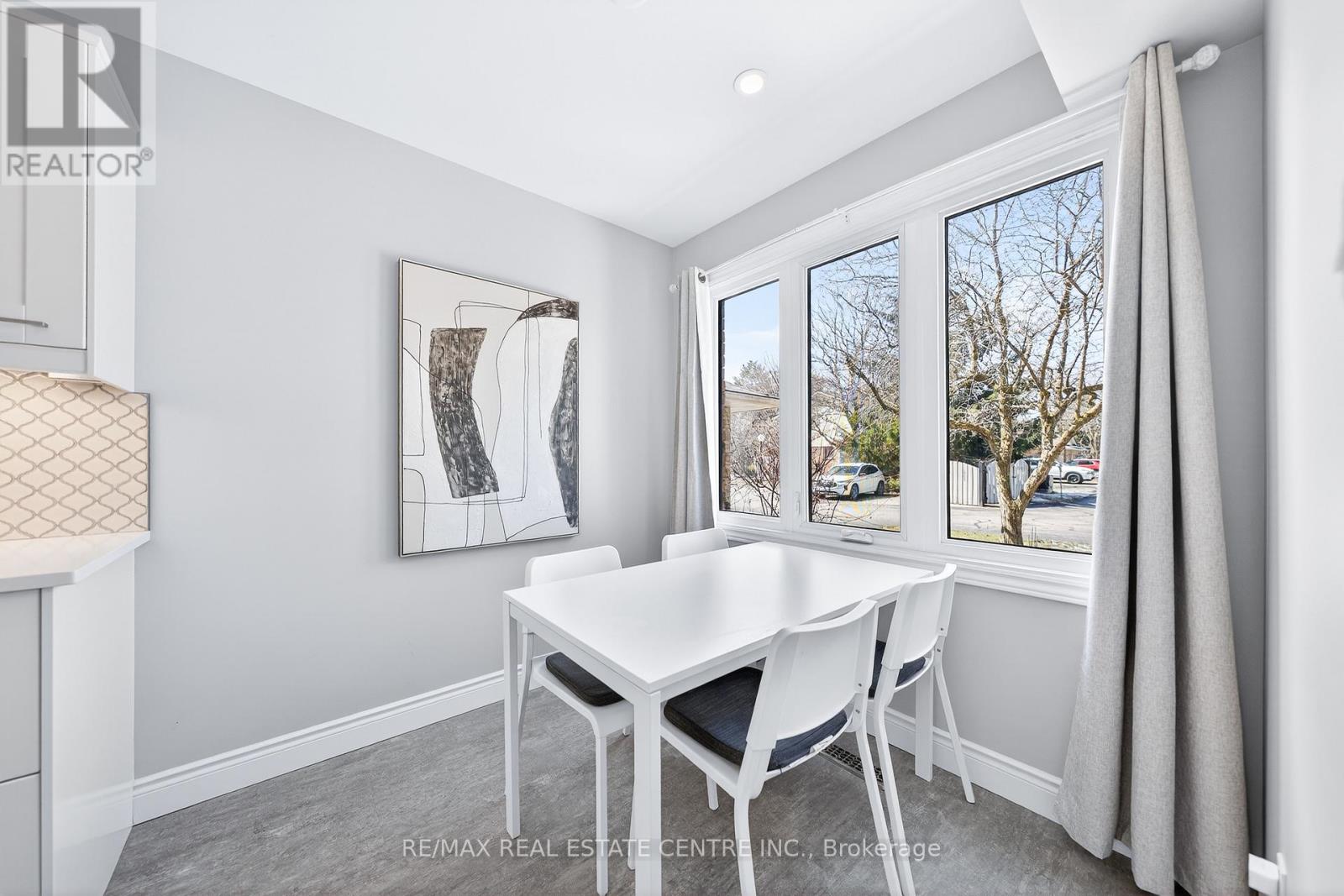 20 - 375 Kingscourt Drive, Waterloo, Ontario  N2K 3N7 - Photo 4 - X12973016