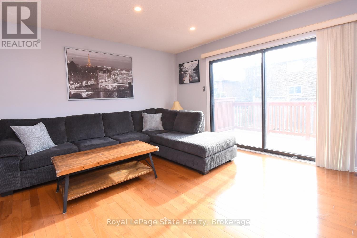 102 Elderwood Place, Brampton, Ontario  L6V 3N3 - Photo 11 - W12870980